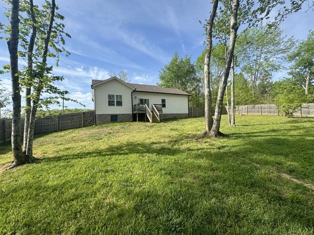 120 Pine Thicket Rd, Mc Ewen, TN 37101