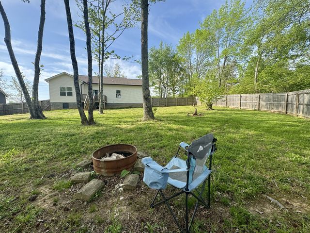 120 Pine Thicket Rd, Mc Ewen, TN 37101