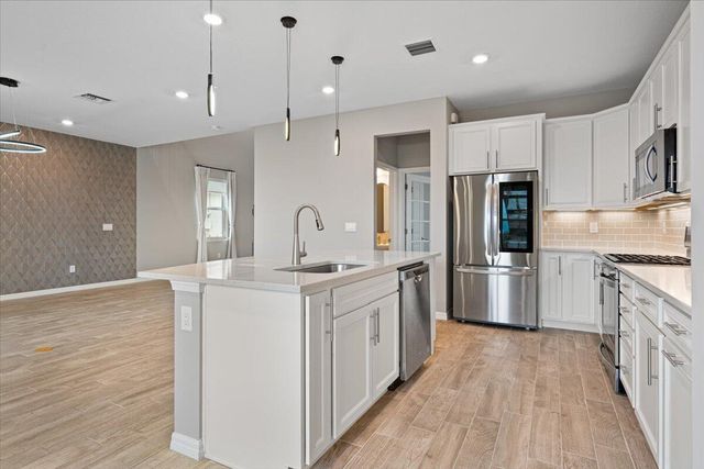 10437 SW Captiva Drive, Port St. Lucie, FL 34987