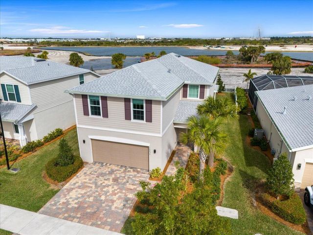 10437 SW Captiva Drive, Port St. Lucie, FL 34987