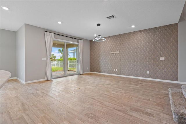 10437 SW Captiva Drive, Port St. Lucie, FL 34987