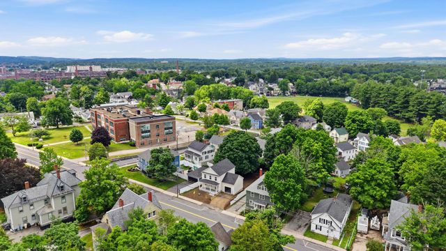16 Manchester Street, Nashua, NH 03064