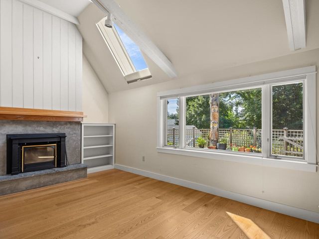 106 Ledge Road, Burlington, VT 05401