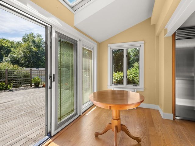 106 Ledge Road, Burlington, VT 05401
