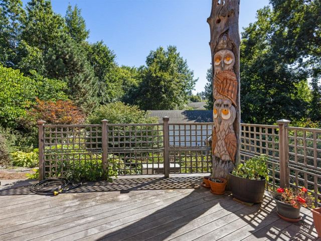 106 Ledge Road, Burlington, VT 05401