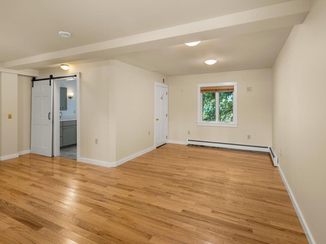 106 Ledge Road, Burlington, VT 05401