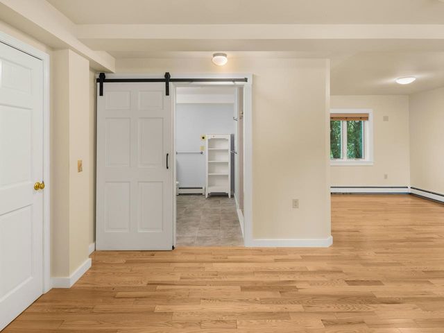 106 Ledge Road, Burlington, VT 05401