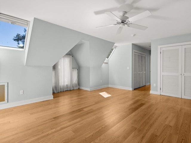 106 Ledge Road, Burlington, VT 05401