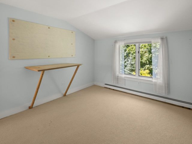 106 Ledge Road, Burlington, VT 05401