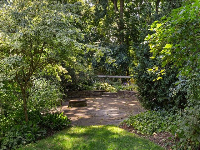 106 Ledge Road, Burlington, VT 05401