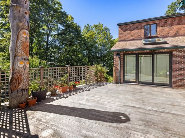 106 Ledge Road, Burlington, VT 05401
