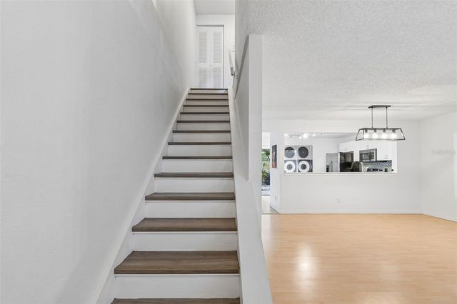 607 BOUGH AVENUE, Clearwater, FL 33760