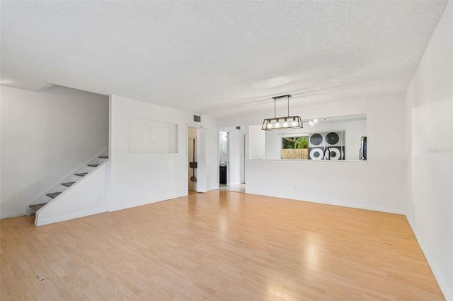 607 BOUGH AVENUE, Clearwater, FL 33760