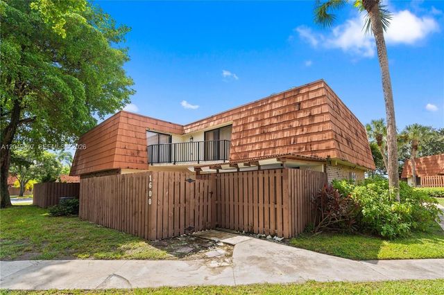 1600 Coral Avenue, North Lauderdale, FL 33068