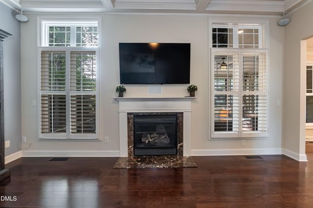 4213 Oakthorne Way, Raleigh, NC 27613