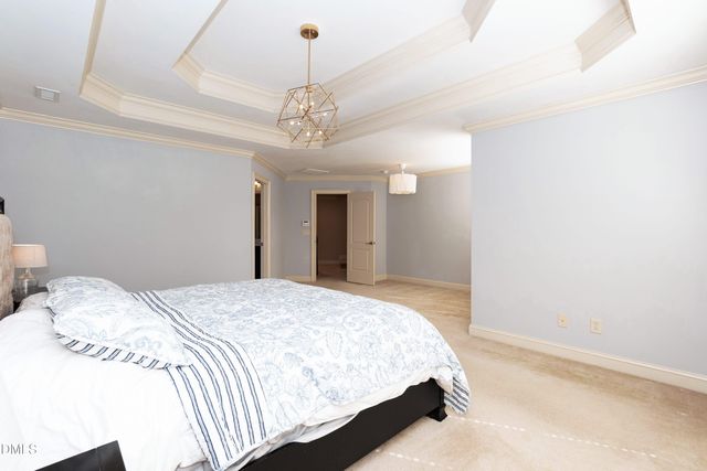 4213 Oakthorne Way, Raleigh, NC 27613