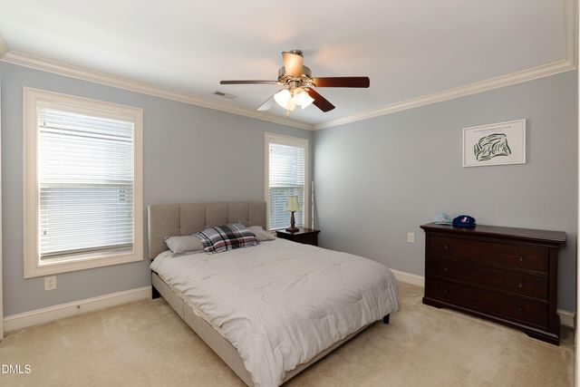 4213 Oakthorne Way, Raleigh, NC 27613