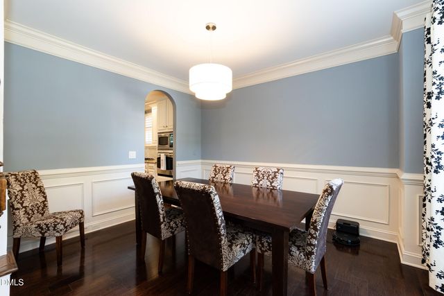 4213 Oakthorne Way, Raleigh, NC 27613