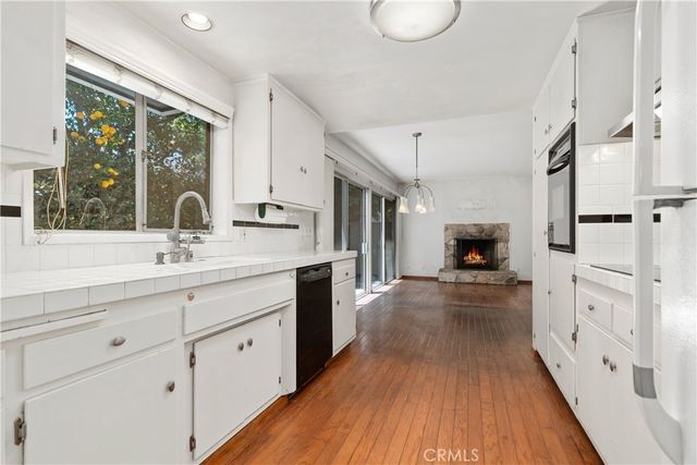 359 361 Roswell, Long Beach, CA 90814