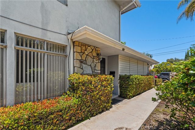 359 361 Roswell, Long Beach, CA 90814