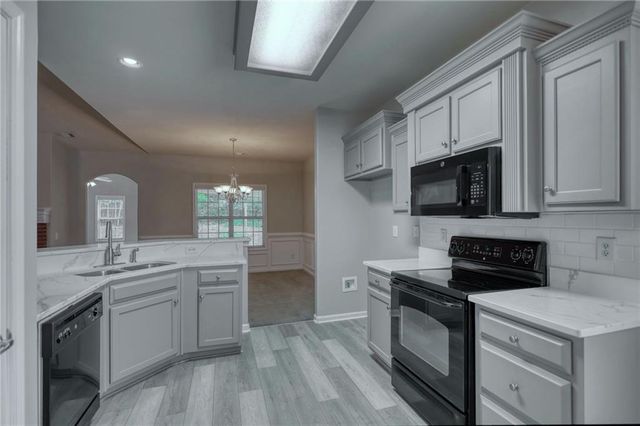 339 Crossroads Drive, Social Circle, GA 30025