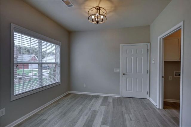 339 Crossroads Drive, Social Circle, GA 30025
