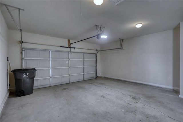 339 Crossroads Drive, Social Circle, GA 30025