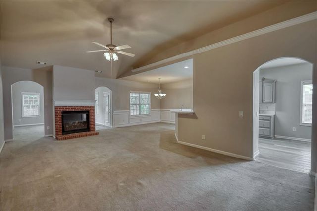 339 Crossroads Drive, Social Circle, GA 30025
