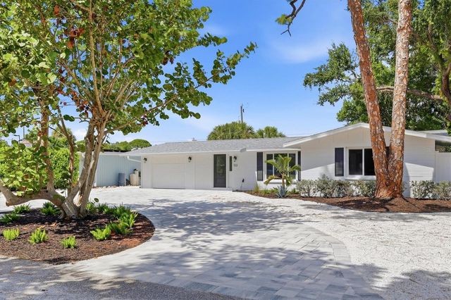 512 SANTE JOSEPH STREET, Venice, FL 34285