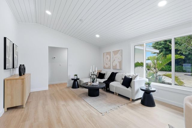 512 SANTE JOSEPH STREET, Venice, FL 34285