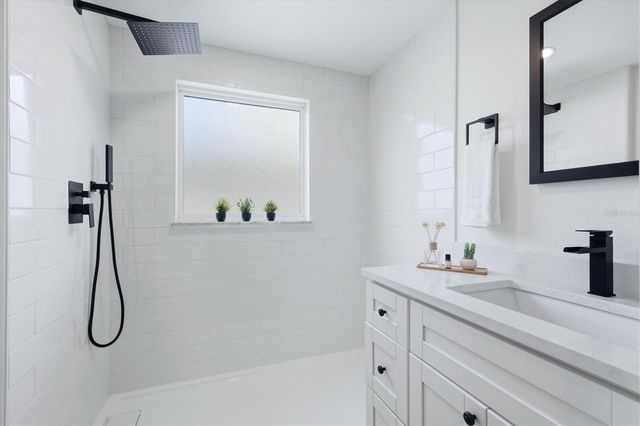 512 SANTE JOSEPH STREET, Venice, FL 34285
