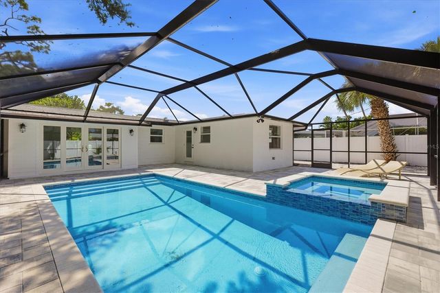 512 SANTE JOSEPH STREET, Venice, FL 34285