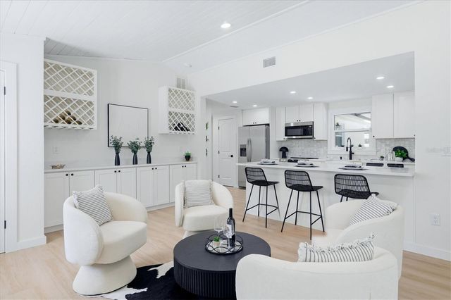 512 SANTE JOSEPH STREET, Venice, FL 34285