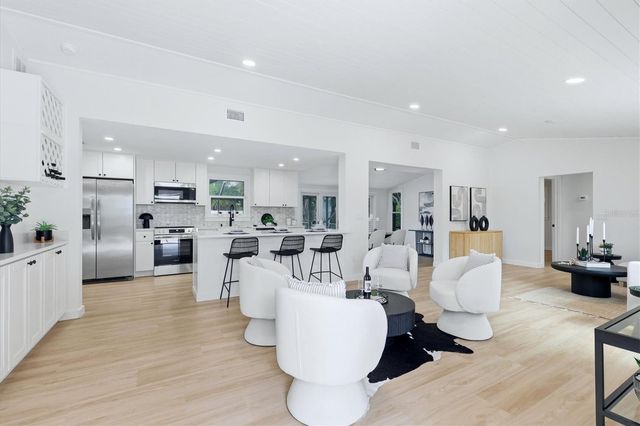 512 SANTE JOSEPH STREET, Venice, FL 34285
