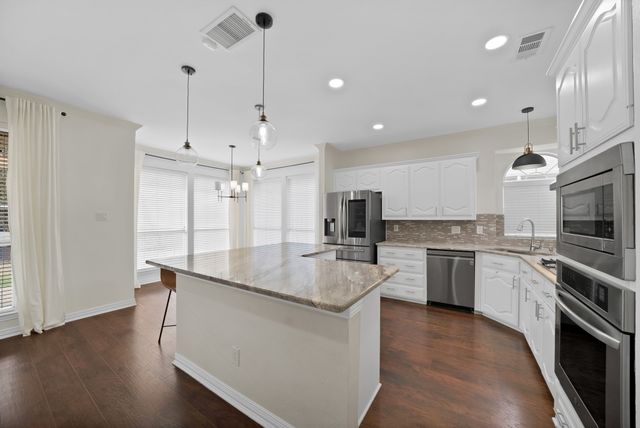 3924 Walden Way, Dallas, TX 75287