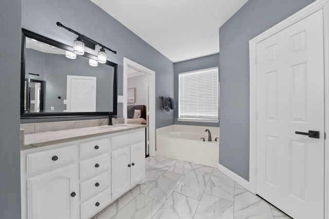 3924 Walden Way, Dallas, TX 75287