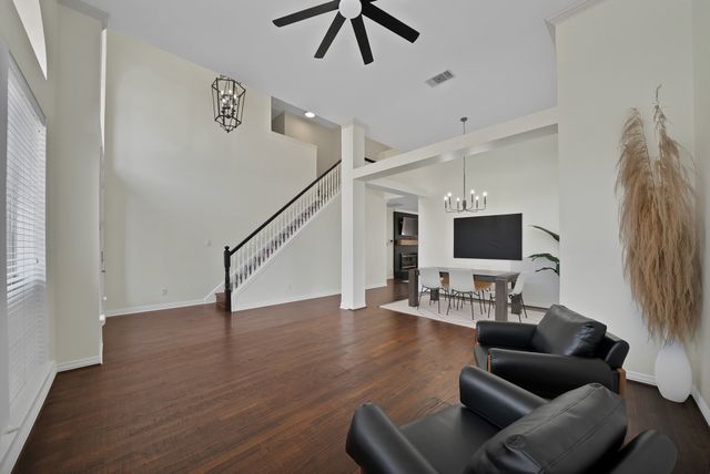 3924 Walden Way, Dallas, TX 75287