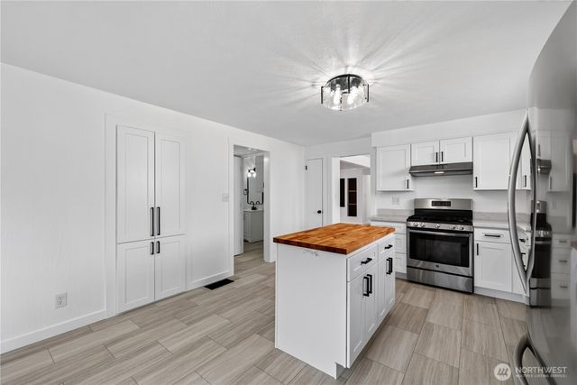 1225 22nd Street SE, Auburn, WA 98002