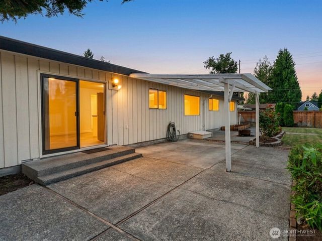 1225 22nd Street SE, Auburn, WA 98002