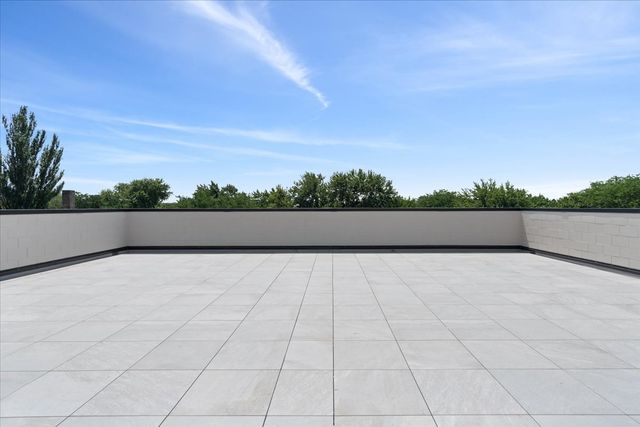 2023 W Augusta Boulevard 3E, Chicago, IL 60622