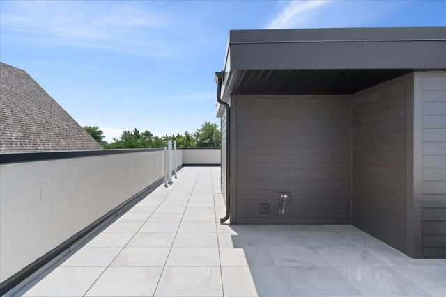 2023 W Augusta Boulevard 3E, Chicago, IL 60622