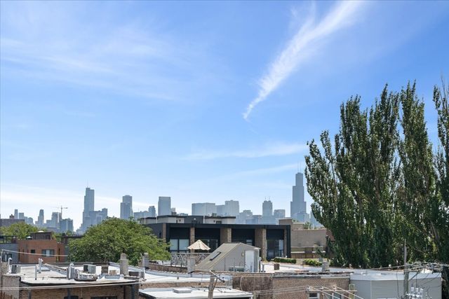2023 W Augusta Boulevard 3E, Chicago, IL 60622