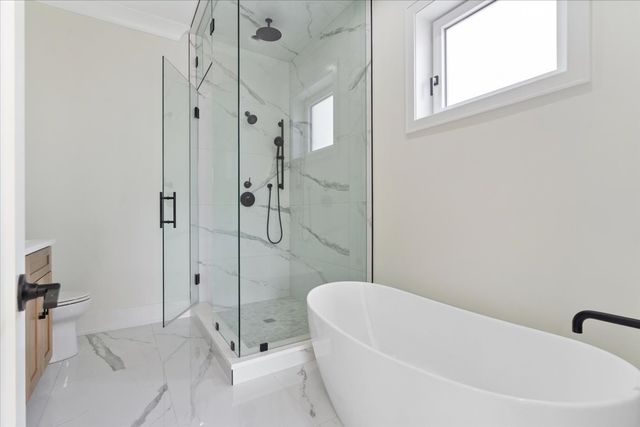 2023 W Augusta Boulevard 3E, Chicago, IL 60622