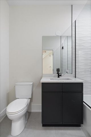 2023 W Augusta Boulevard 3E, Chicago, IL 60622