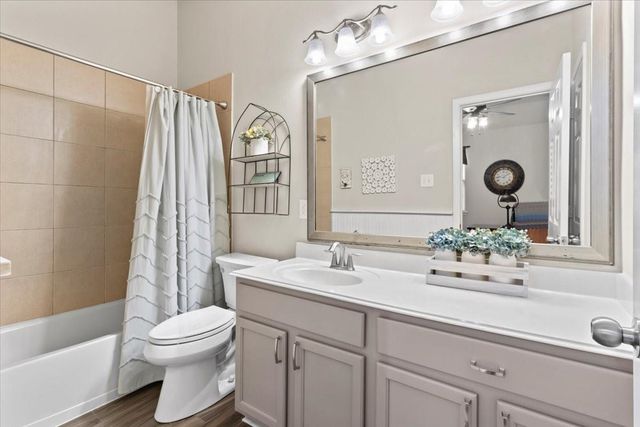 43 Wood Drake Place, Tomball, TX 77375