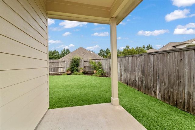 43 Wood Drake Place, Tomball, TX 77375
