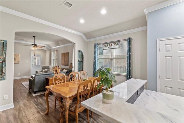 43 Wood Drake Place, Tomball, TX 77375