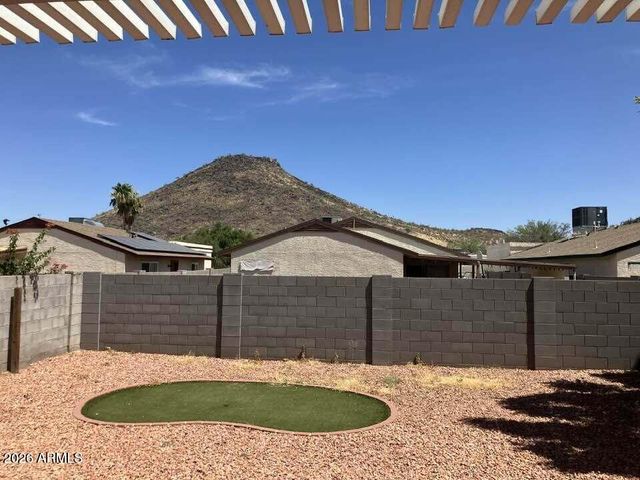 4750 W ESCUDA Drive, Glendale, AZ 85308