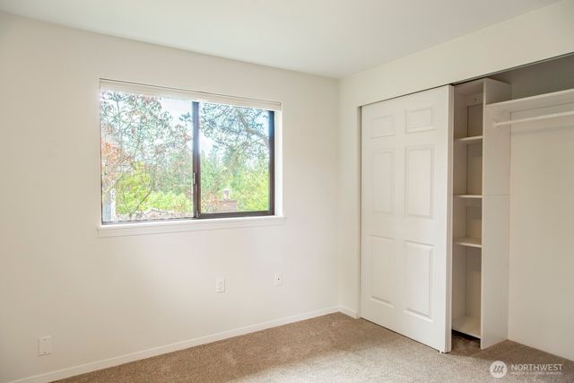 912 NE 115th Street, Seattle, WA 98125