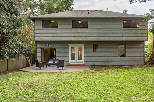 912 NE 115th Street, Seattle, WA 98125